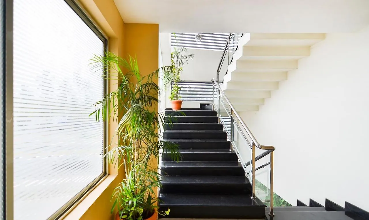 Itsy Hotels Platinum Inn Thiruvananthapuram
