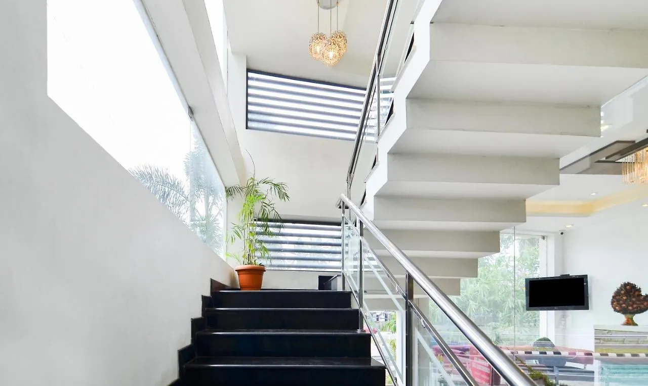 Itsy Hotels Platinum Inn Thiruvananthapuram