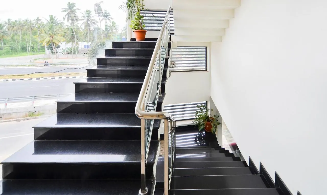 Itsy Hotels Platinum Inn Thiruvananthapuram 3*,  India